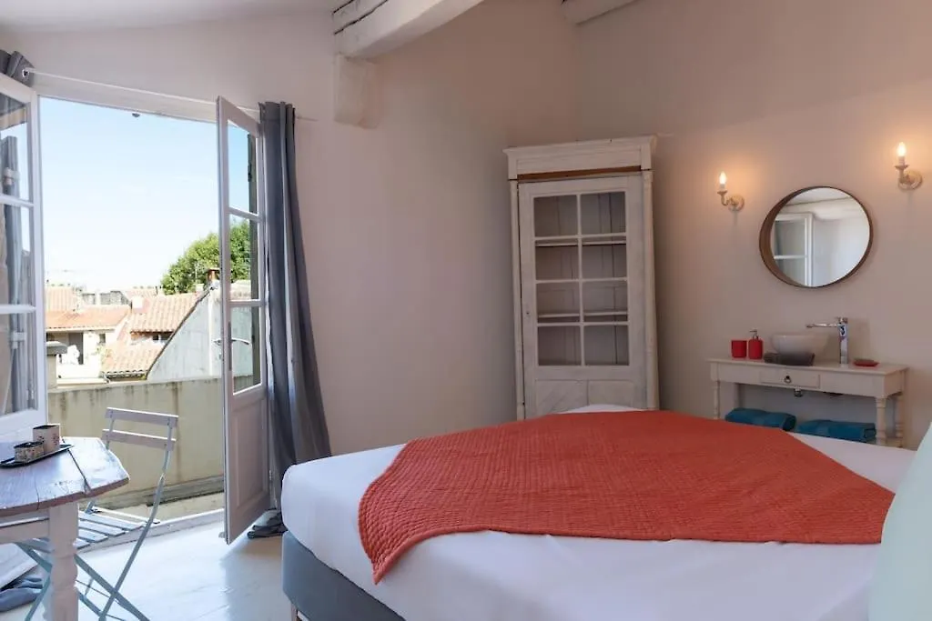 아흘르 Private Mansion, Completely Renovated With Swimming Pool, In Historical Center 빌라